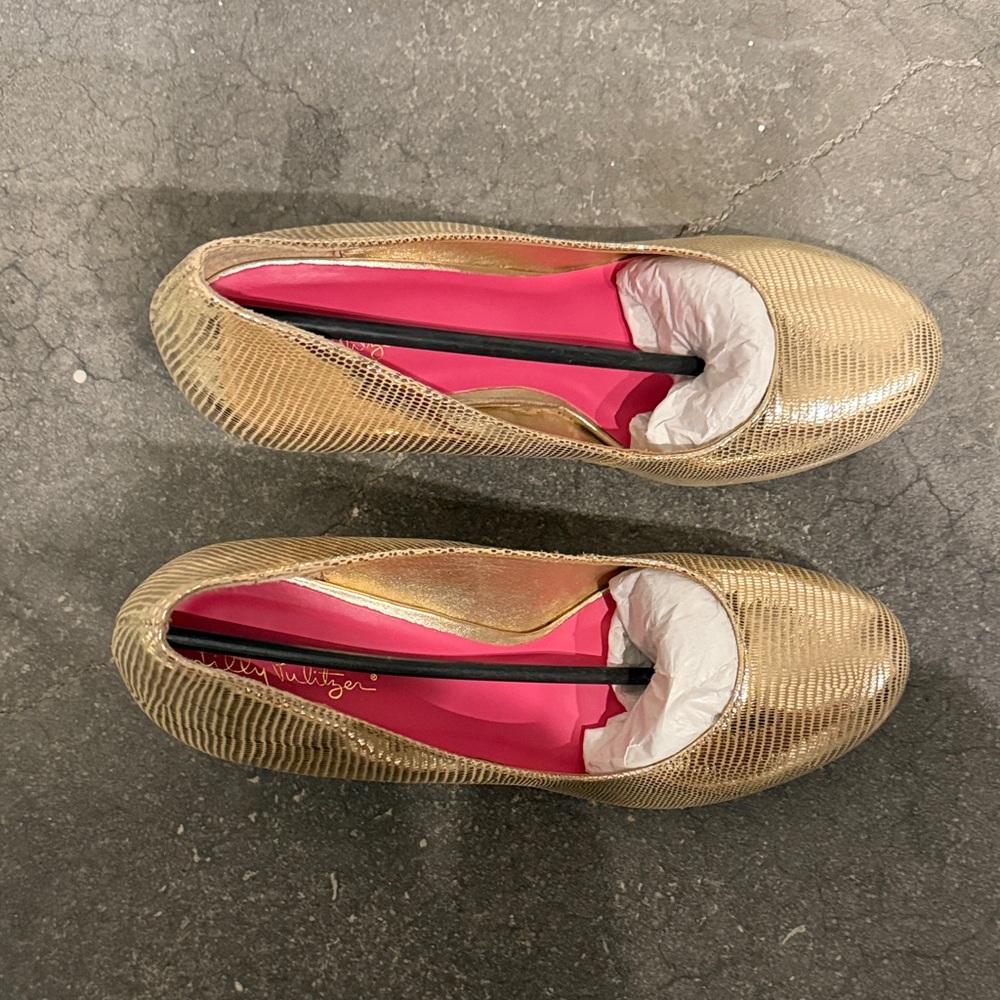 Lilly Pulitzer Gold Wedge Heels - Picture 4 of 6